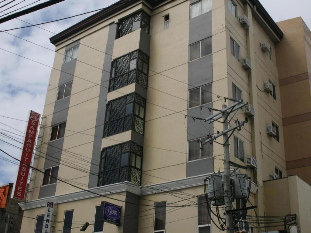 ホテル サンパギータ スイーツ プラザ ガルシア セブ市 エクステリア 写真